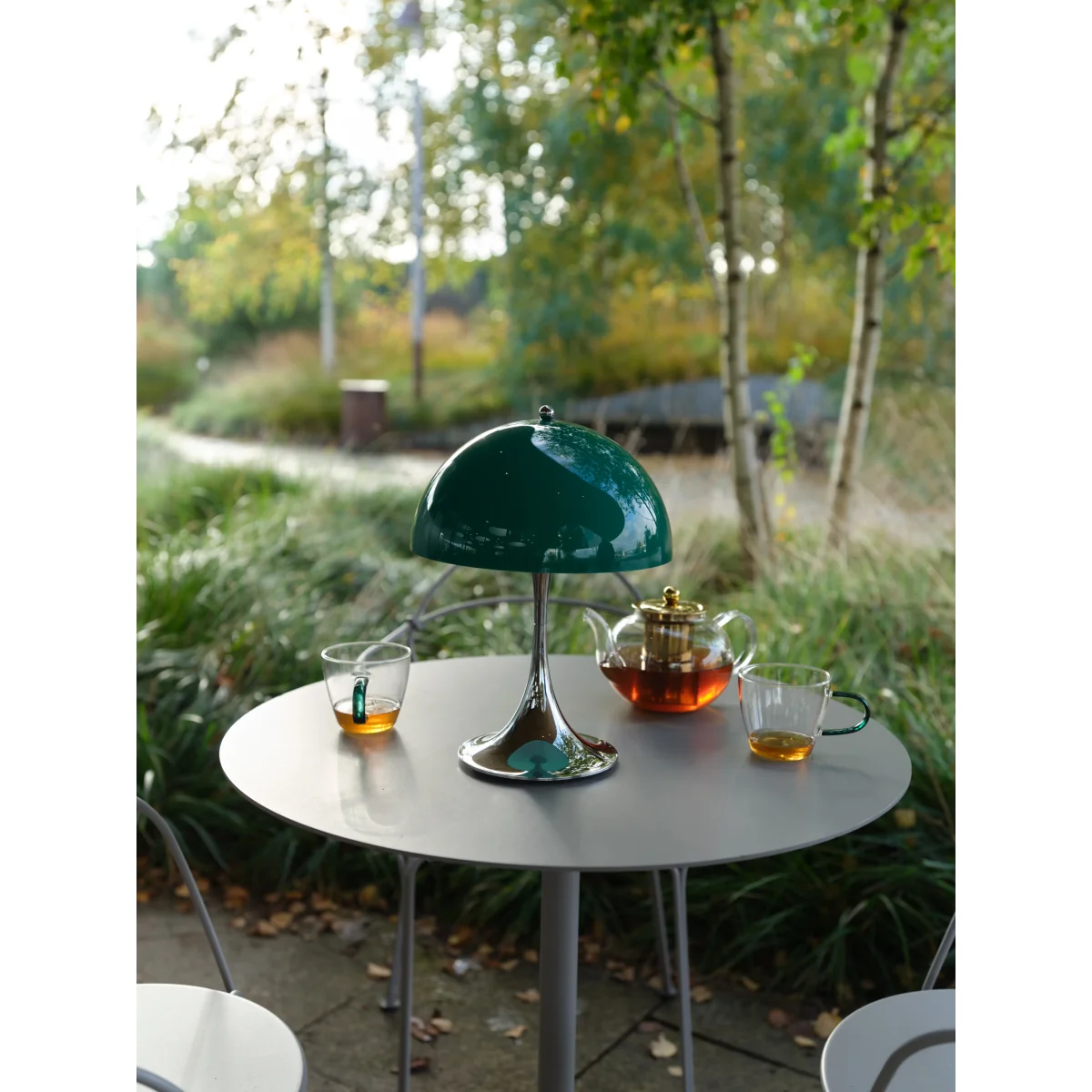 Louis Poulsen Panthella 250 portable table lamp V3 Original Opal Green – image 3