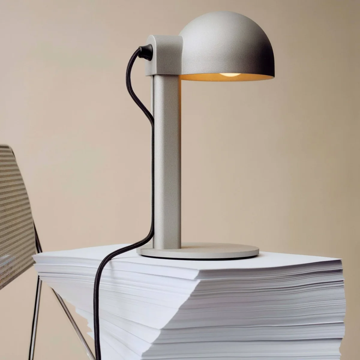 HAY Posto table lamp Silver grey – image 5