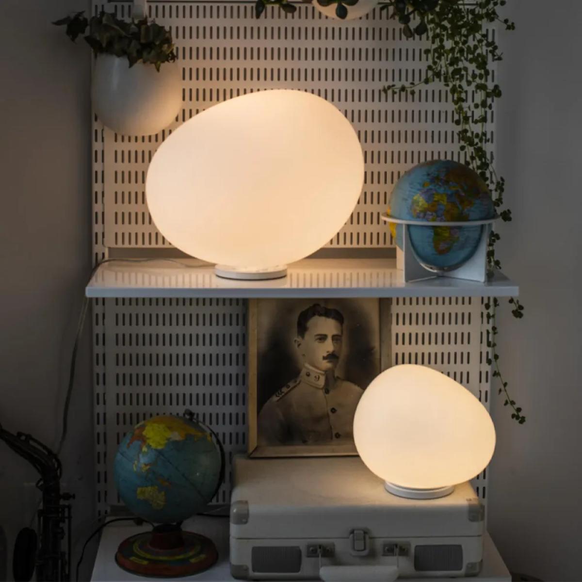 Foscarini Gregg Grande table lamp White – image 3