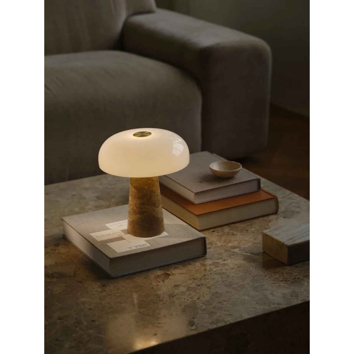 Design For The People Glossy table lamp Beige mini 24 cm – image 2