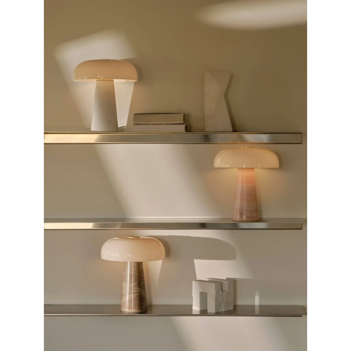 Design For The People Glossy table lamp White mini 24 cm – image 3