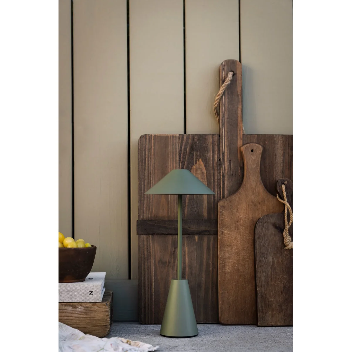 Globen Lighting Cannes 32 portable table lamp Moss green – image 3