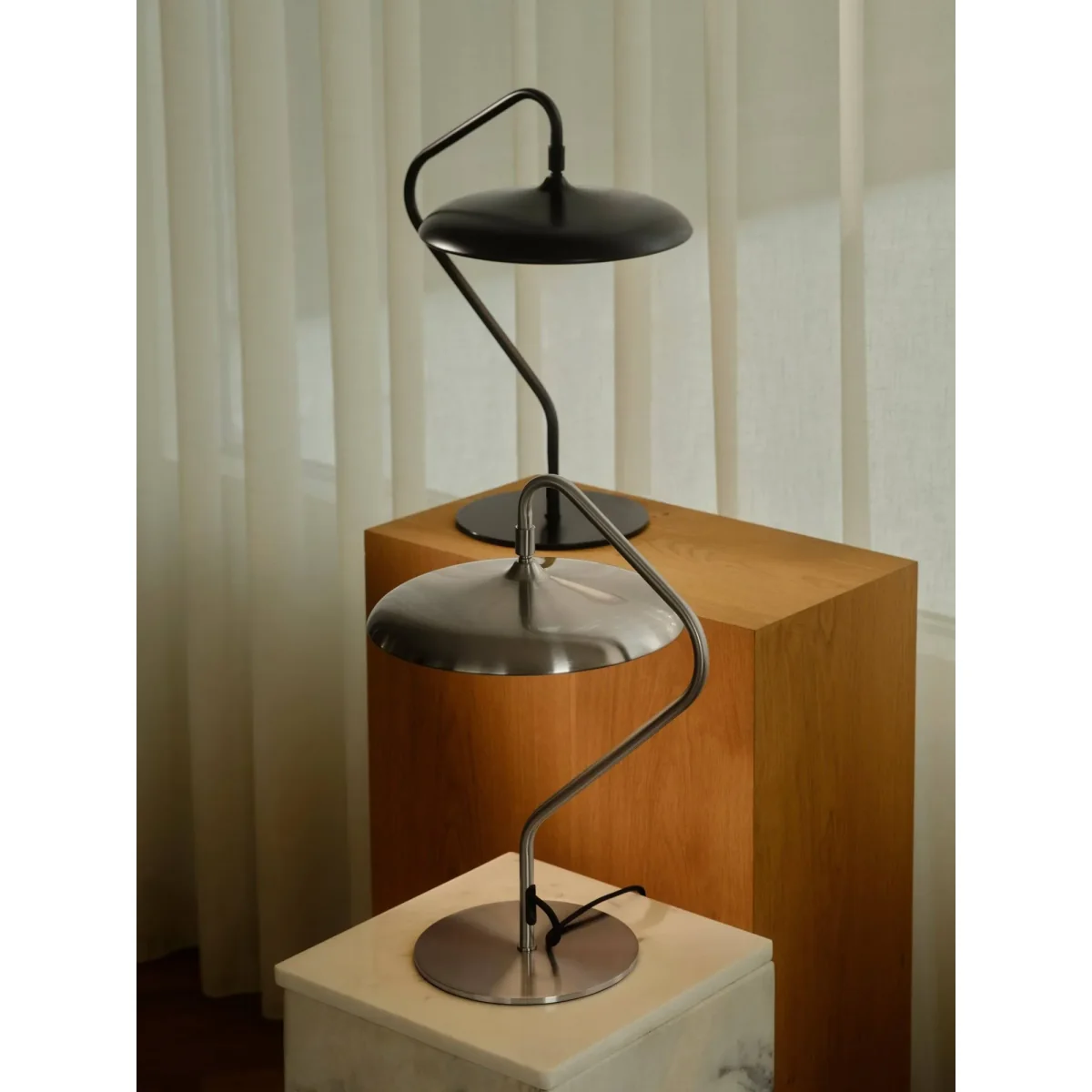 Design For The People Artist table lamp Stainless steel 41 cm – image 2