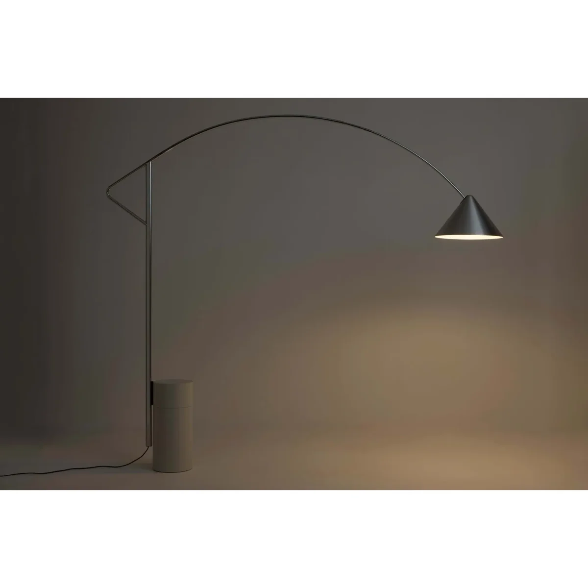 HAY Compass floor lamp Silver-coloured – image 3
