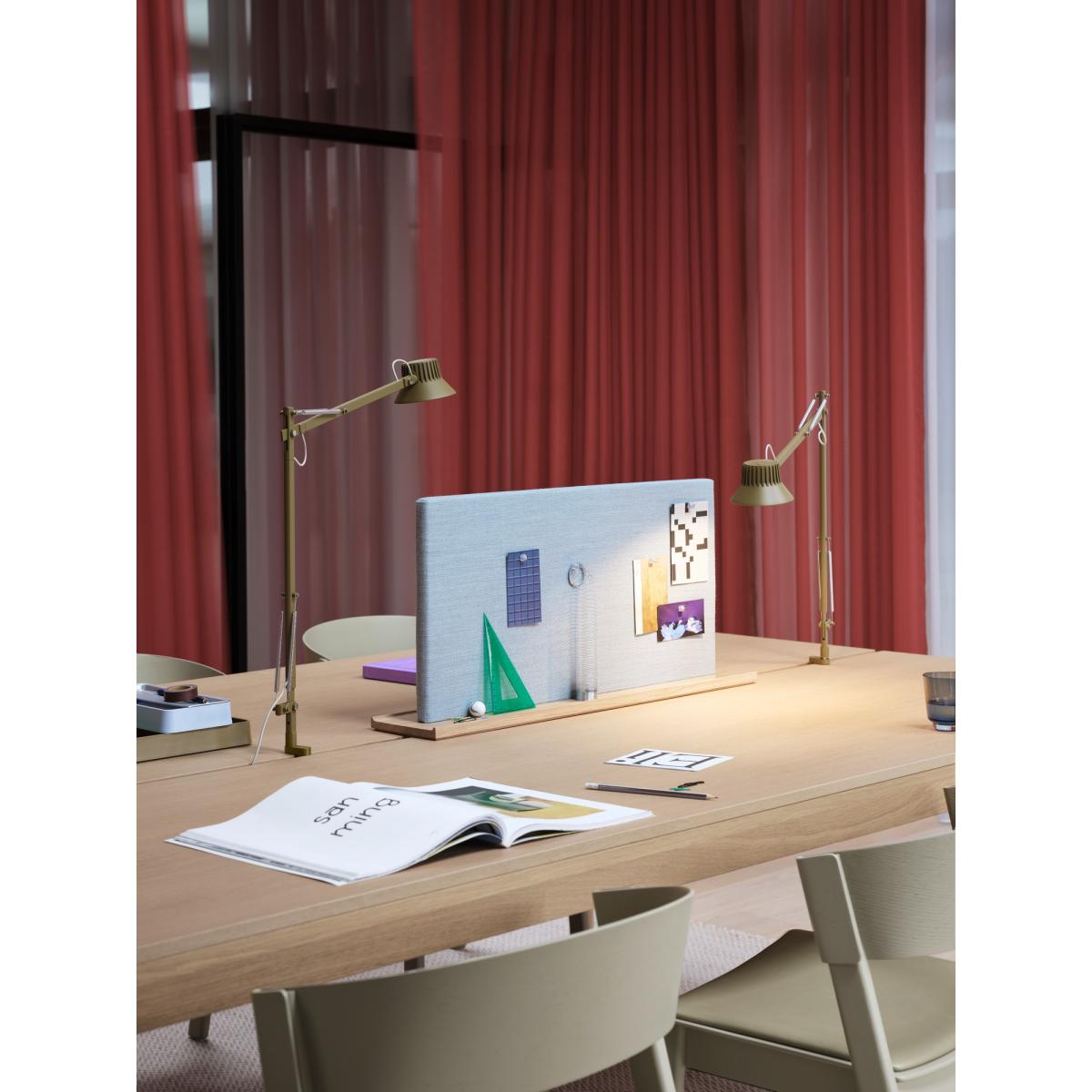 Muuto Dedicate L2 table lamp with clamp Brown Green – image 2