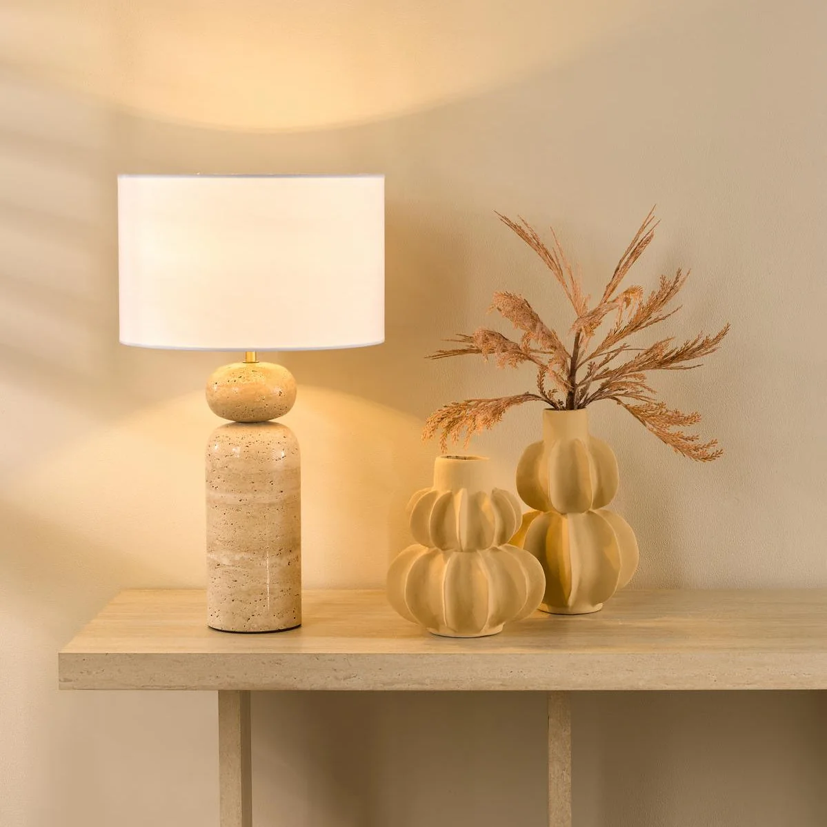 Soyala Natural Travertine Table Lamp – image 1