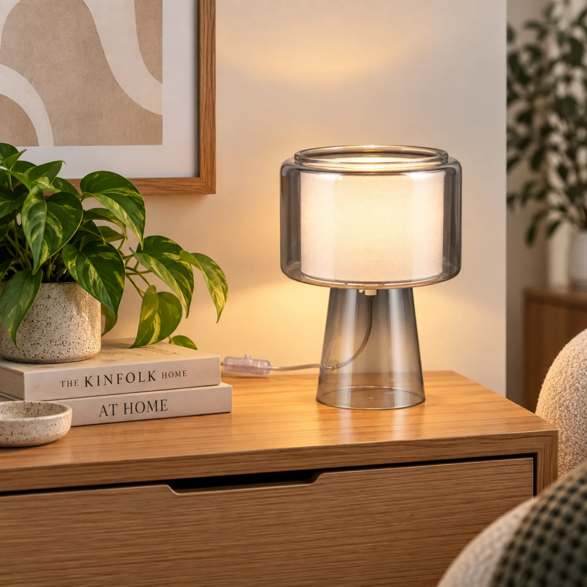 Rocka Clear Table Lamp – image 2