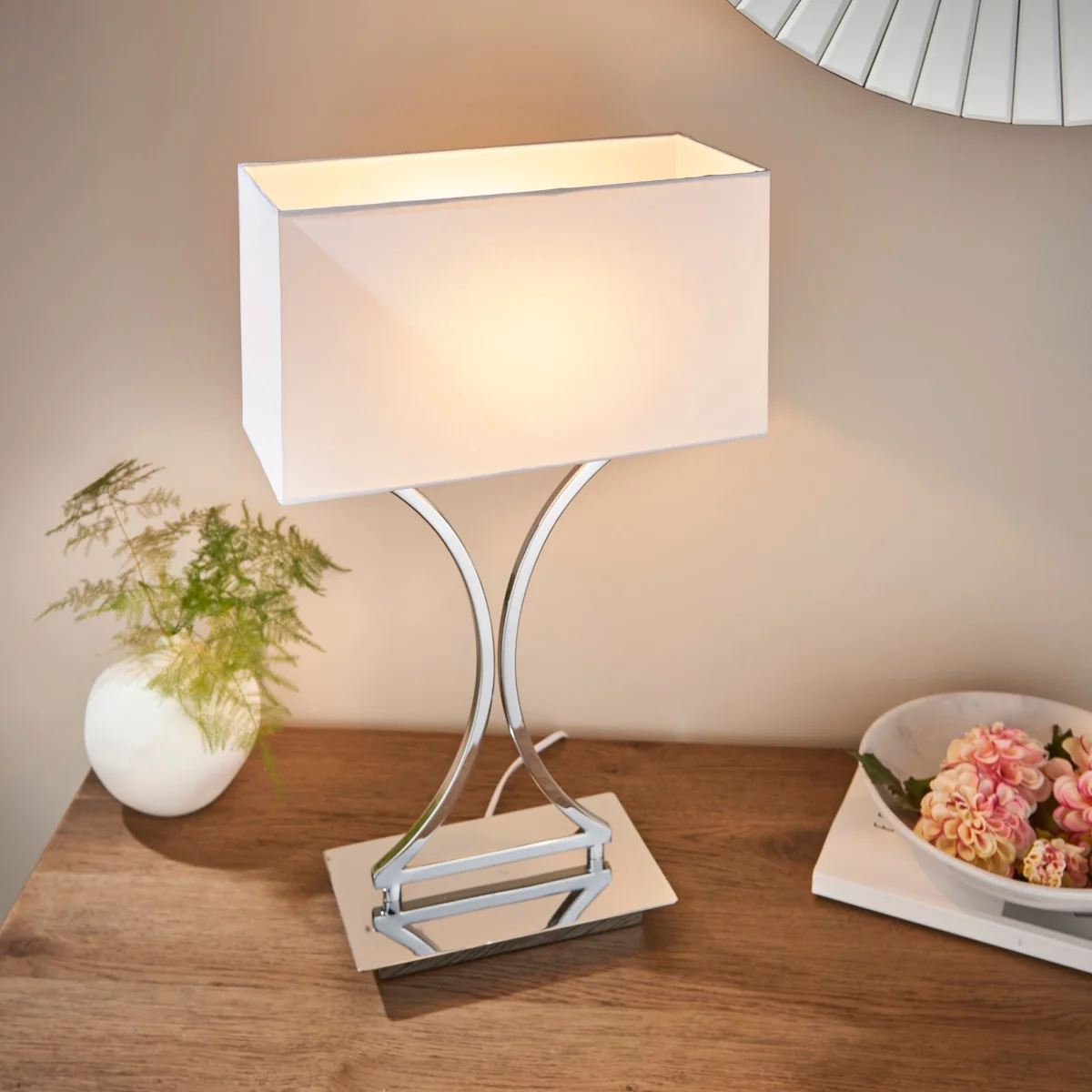 Epalle 1 Light Table Lamp – image 2