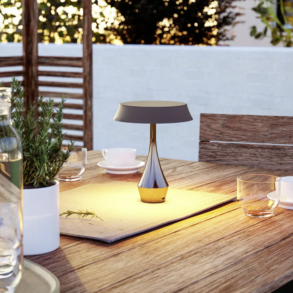 Turcio Bronze LED Table Lamp – image 1