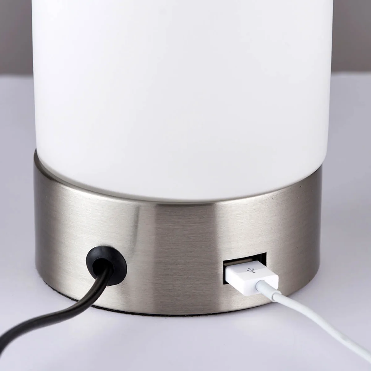 Dara USB Table Lamp Nickel – image 2