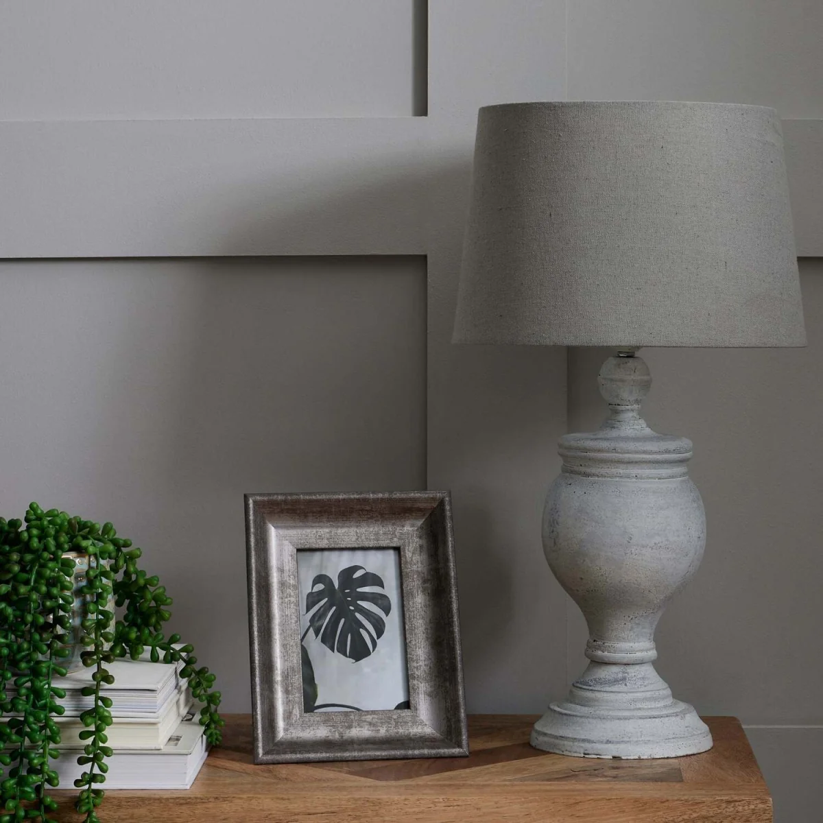Aillon Stoneware Table Lamp - Beige – image 5