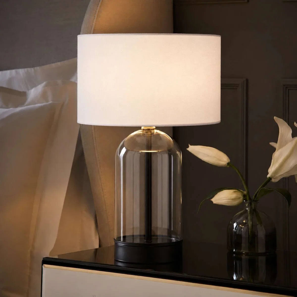 Jessy Fabric Drum Shade Trim Glass Table Lamp - Gold Trim / White Shade / Yes - Black – image 3