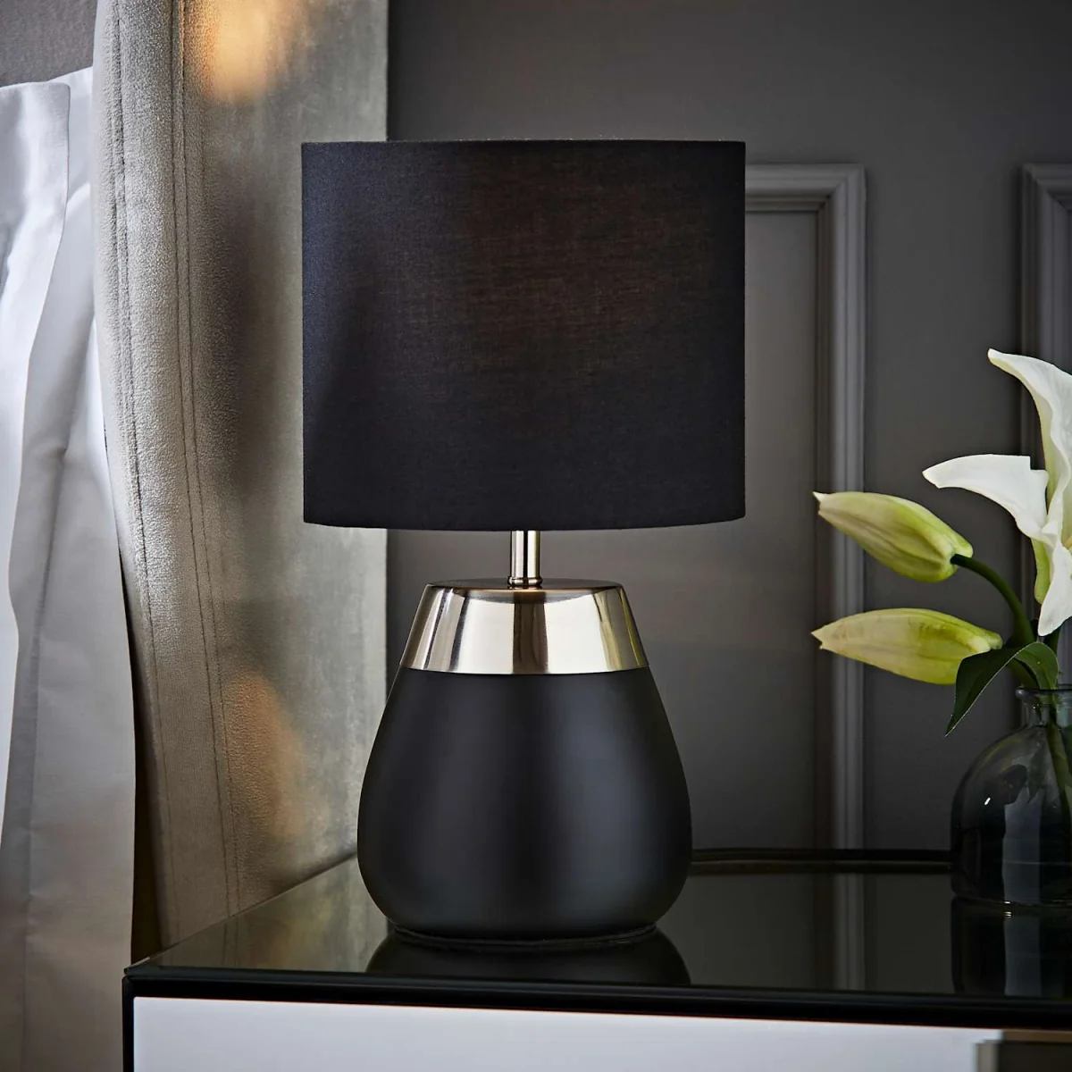 Hurst Touch Touch Table Lamp with Drum Shade - Black / 0.72kg – image 3