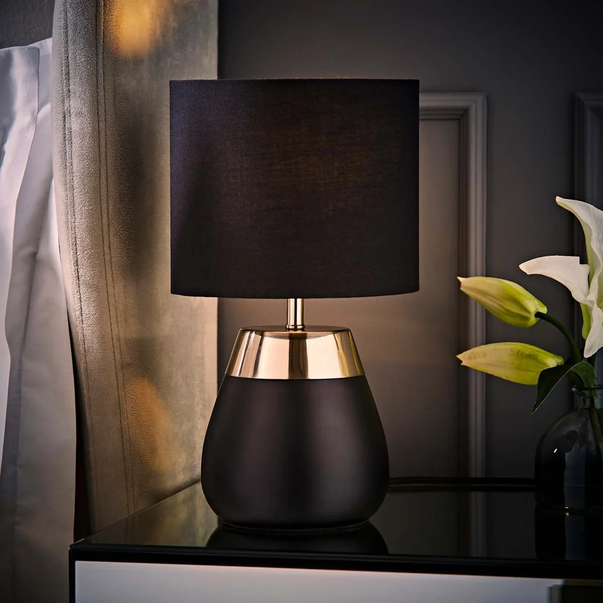 Hurst Touch Touch Table Lamp with Drum Shade - Black / 0.72kg – image 4