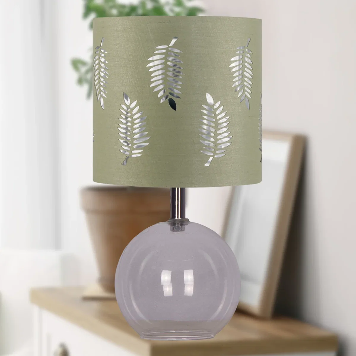 Set Of 2 Buck Clear Glass Globe Lamps With Sage Green Fern - Clear & Sage Green – image 4