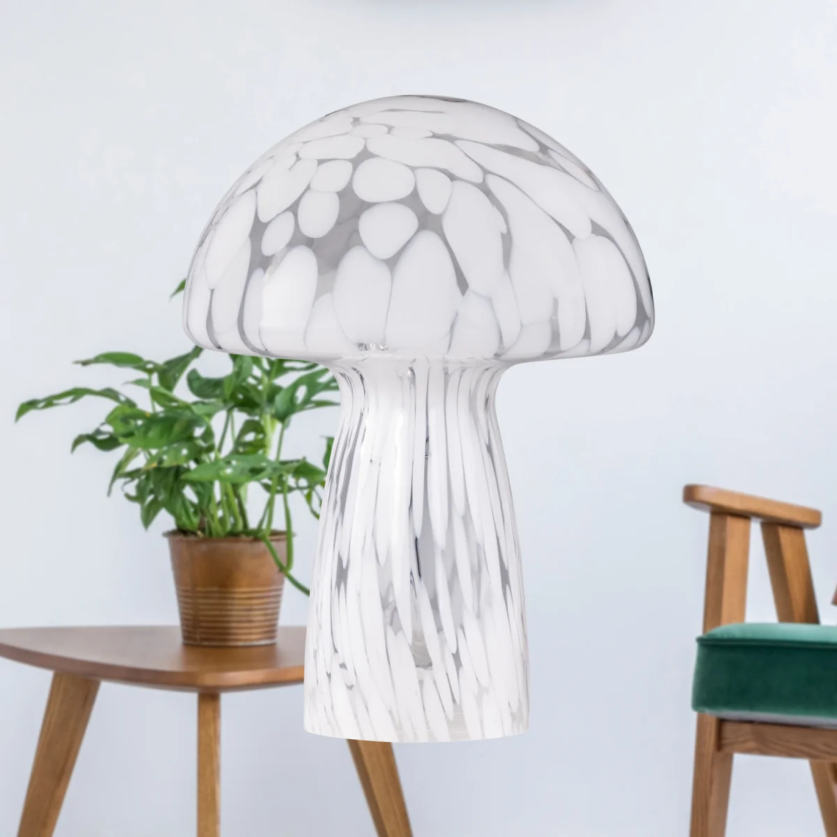 Set Of 2 Confetti Table Lamps - White Confetti Glass – image 4
