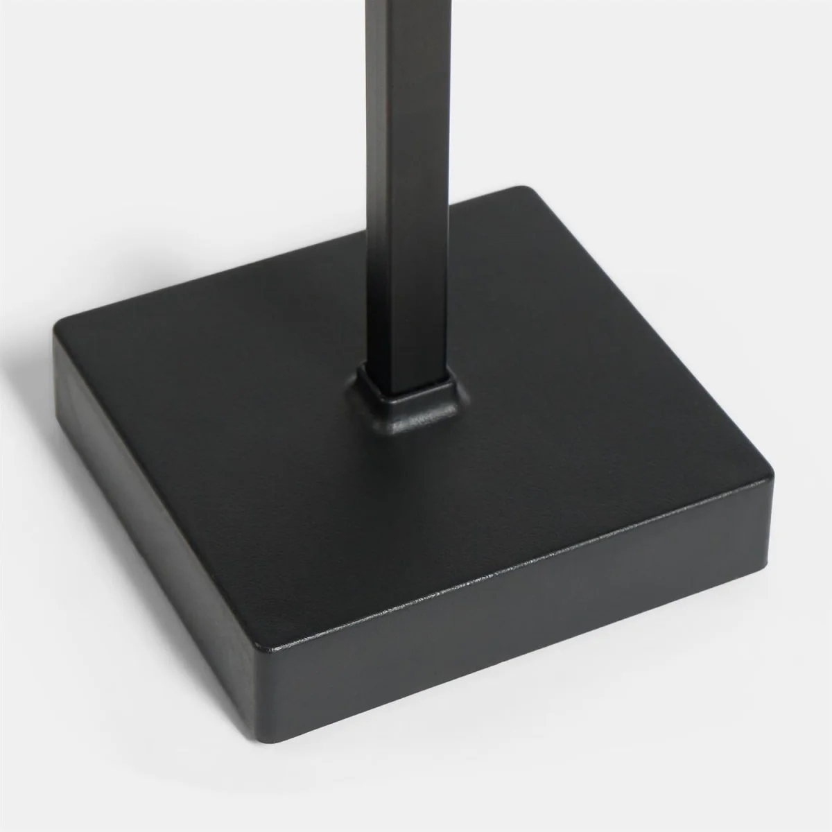 OHS Battery Operated Lamp - Black – image 4
