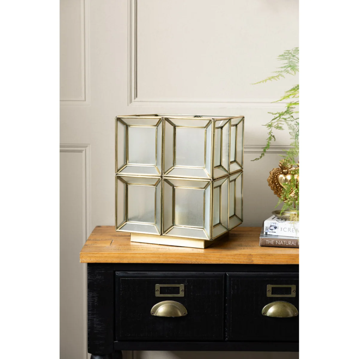 Gold Geometric Glass Table Lamp – image 3