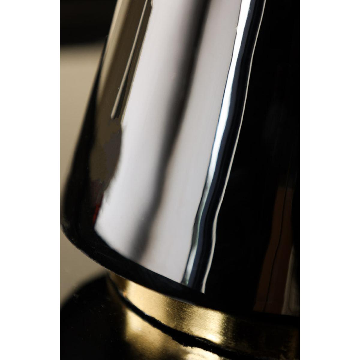 Monochrome Metal Table Lamp – image 6