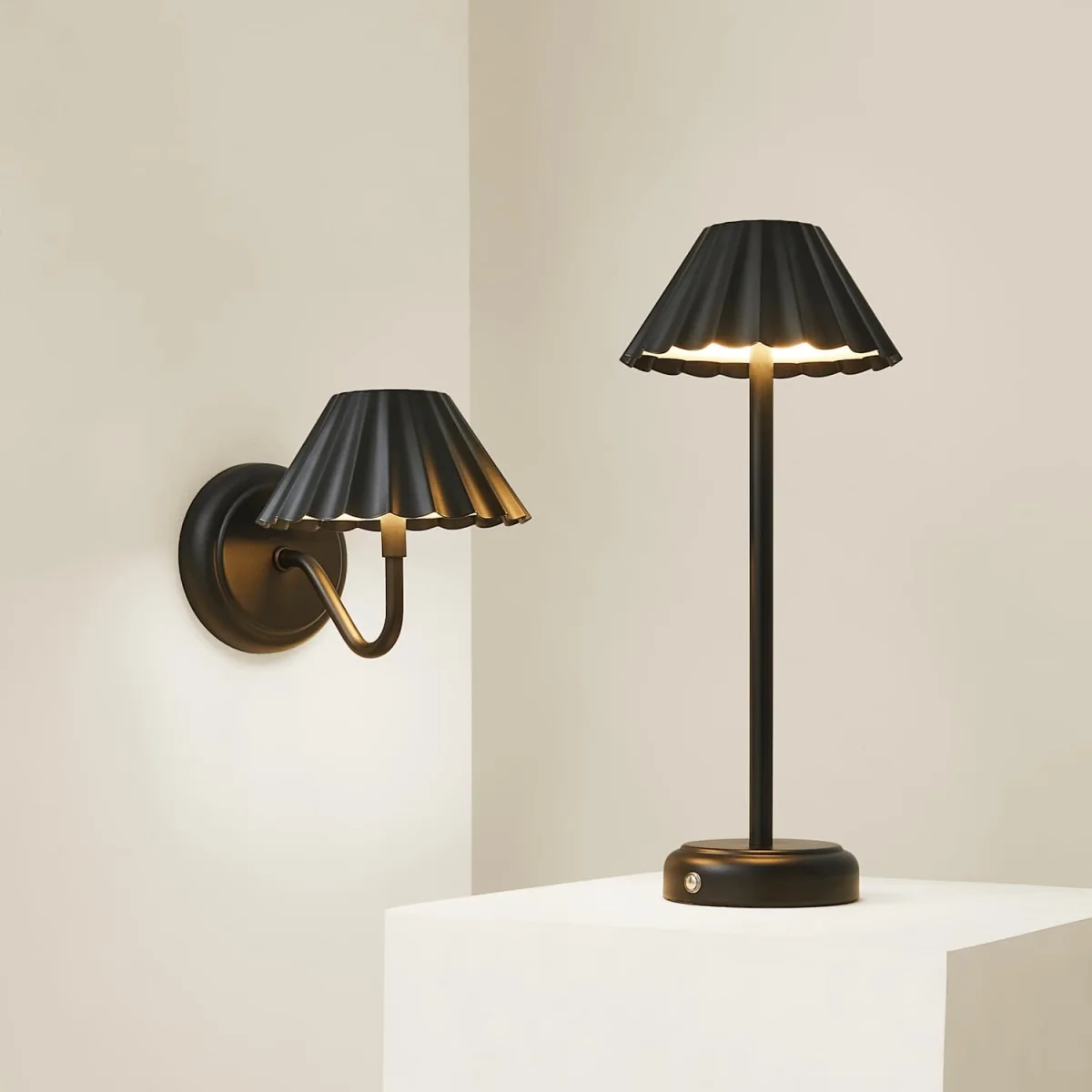 Avery Portable Rechargeable Table Lamp - Matte Black – image 1