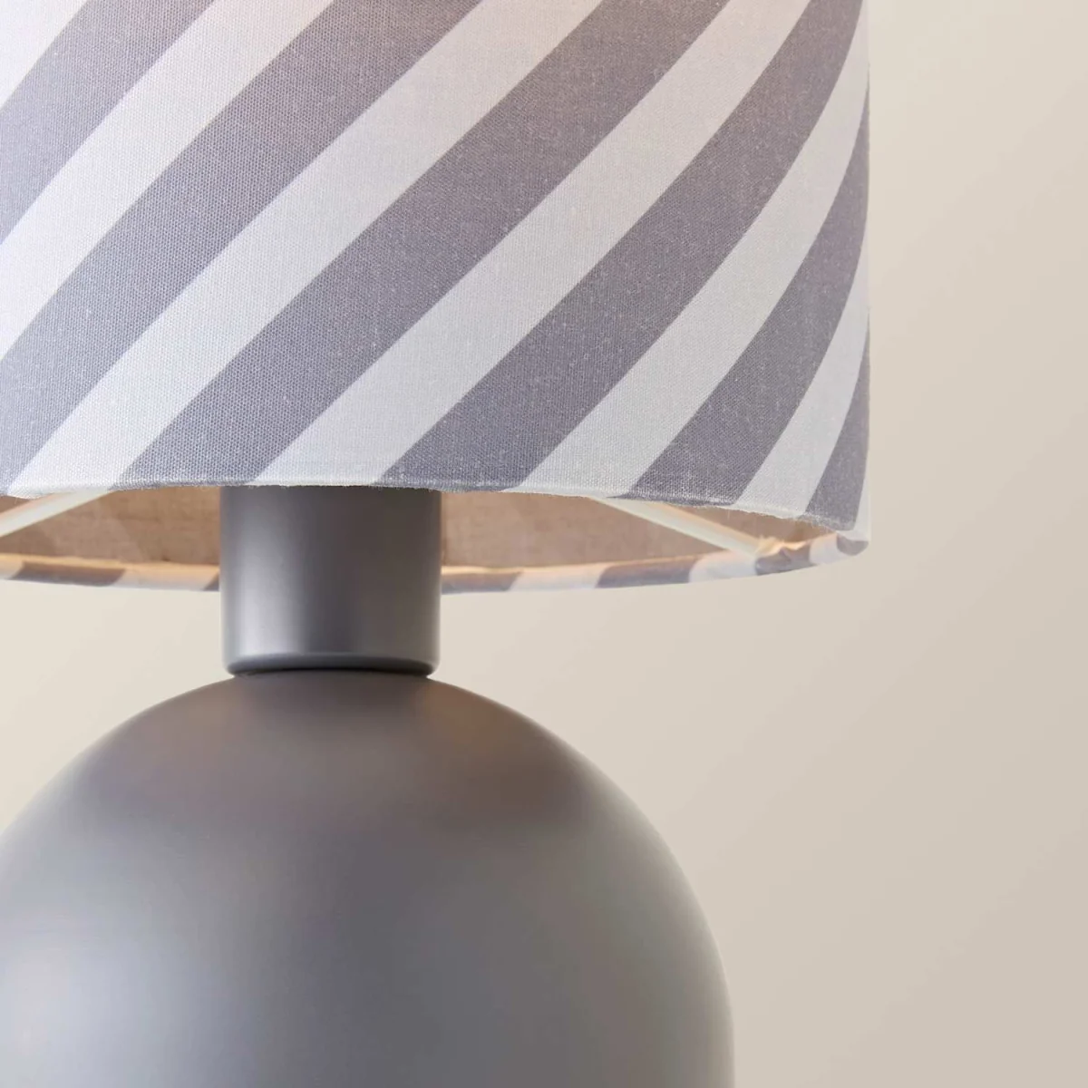 Miley Grey Twist Print Table Lamp with Drum Shade / No - Grey – image 5