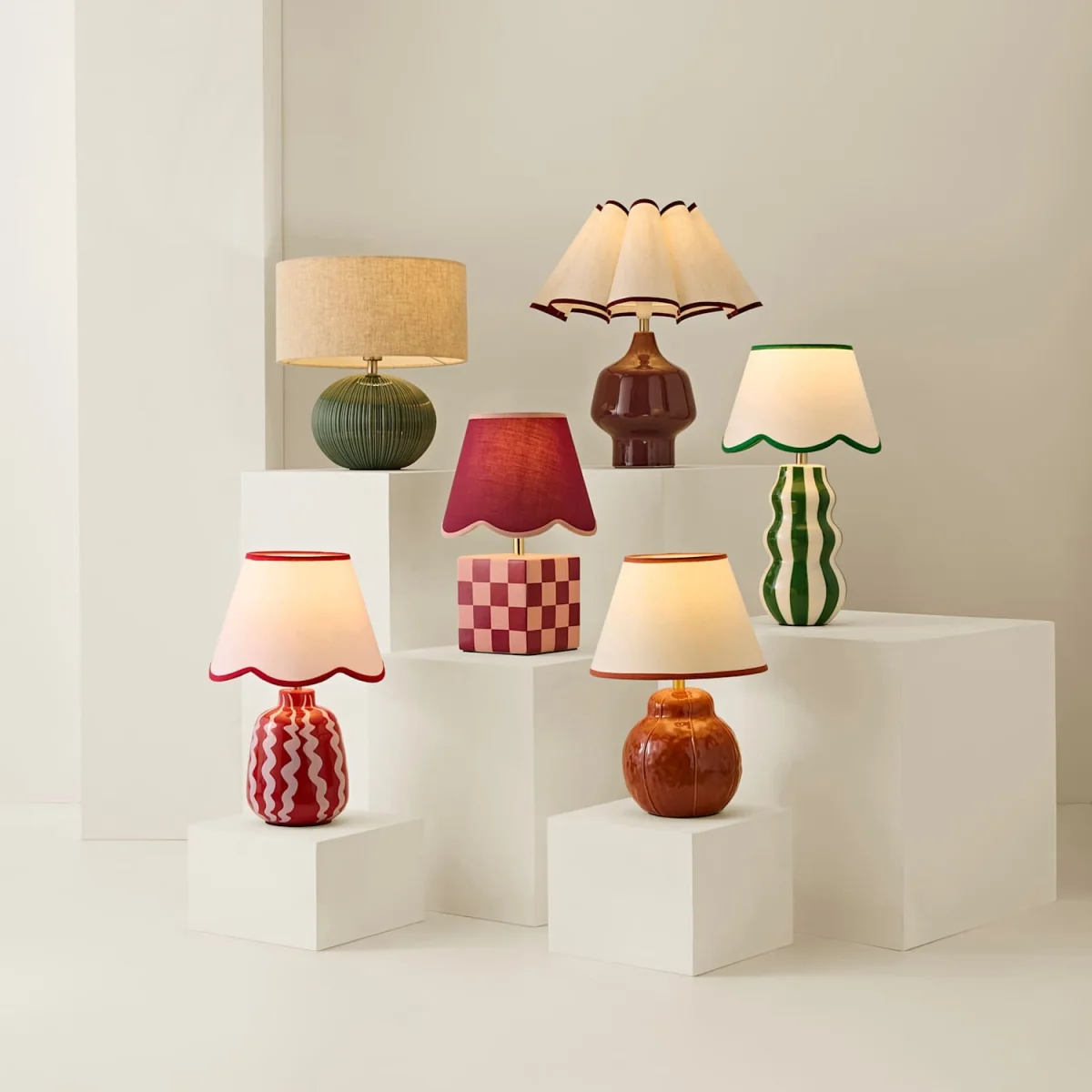 Jamie Glazed Ceramic Table Lamp with Scallop Trim Shade - Burgundy / Yes – image 2
