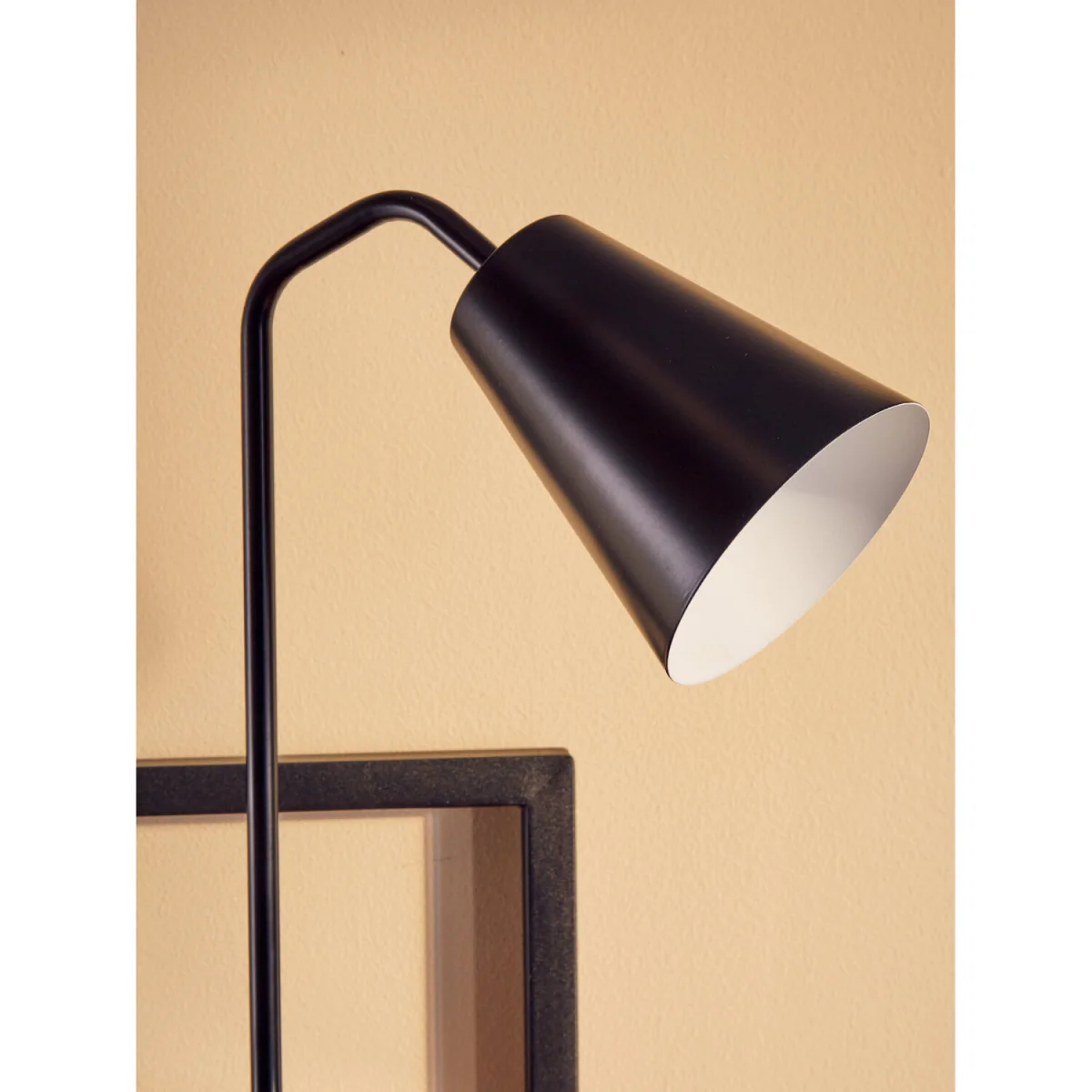 Shaina Black Metal Modern Desk Lamp - Black – image 4