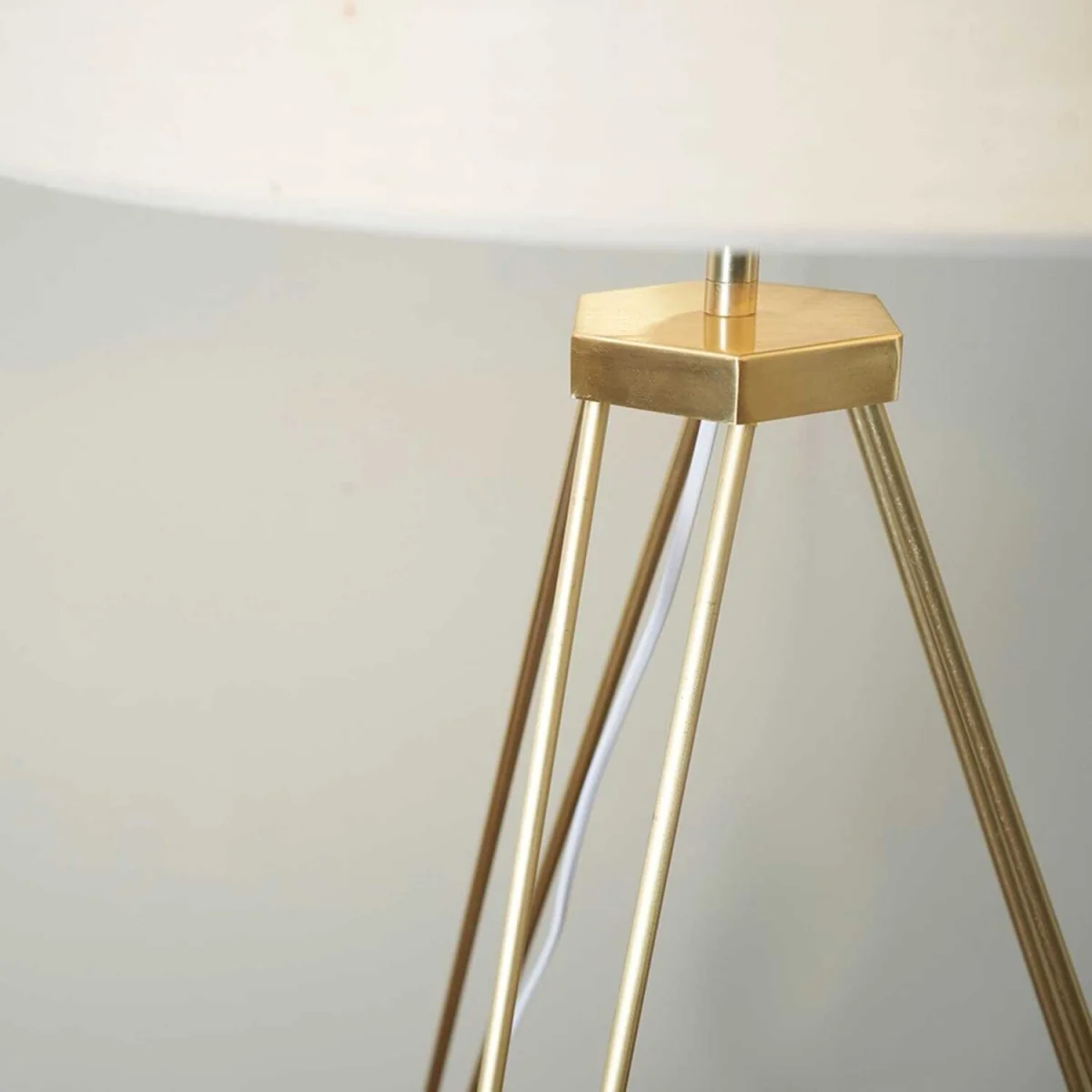 Aero Polished Gold Floor Lamp Natural Shade - Neutral / Yes - Cream – image 2