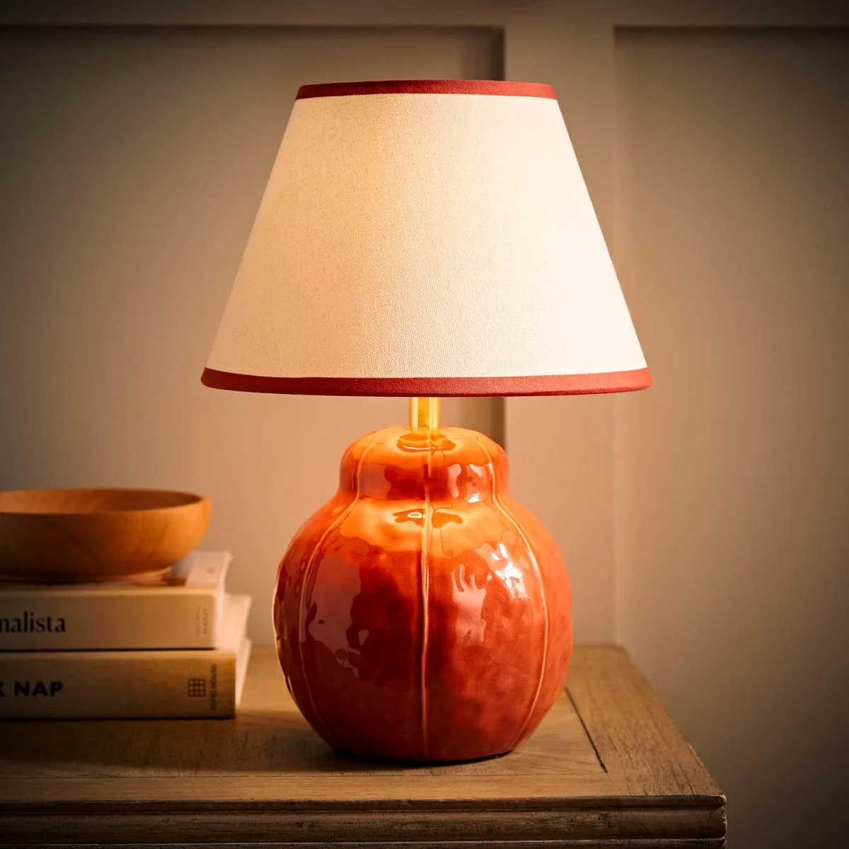 Gourdette Glazed Table Lamp with Tapered Trim Shade - Burnt Orange / Yes – image 4