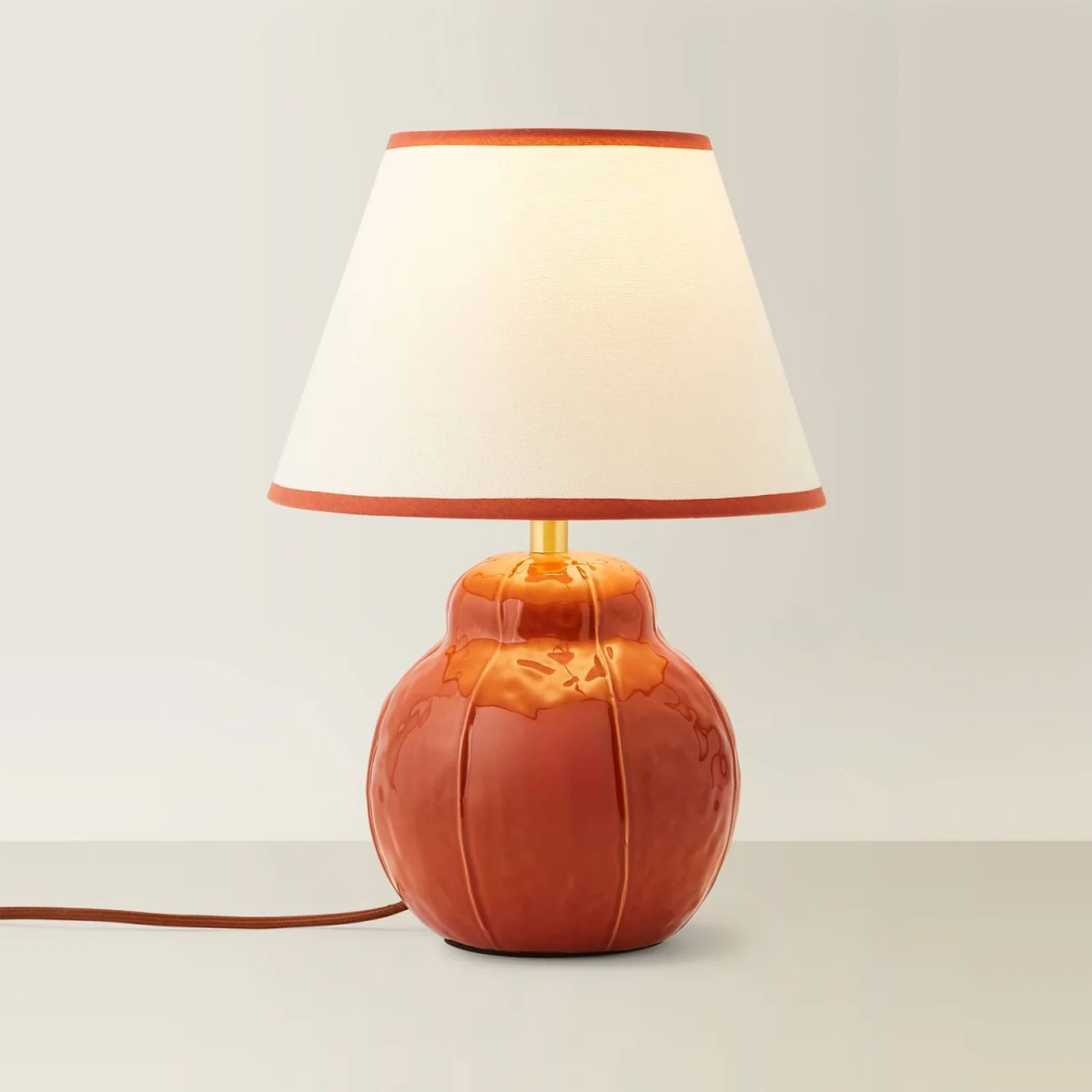 Gourdette Glazed Table Lamp with Tapered Trim Shade - Burnt Orange / Yes – image 5