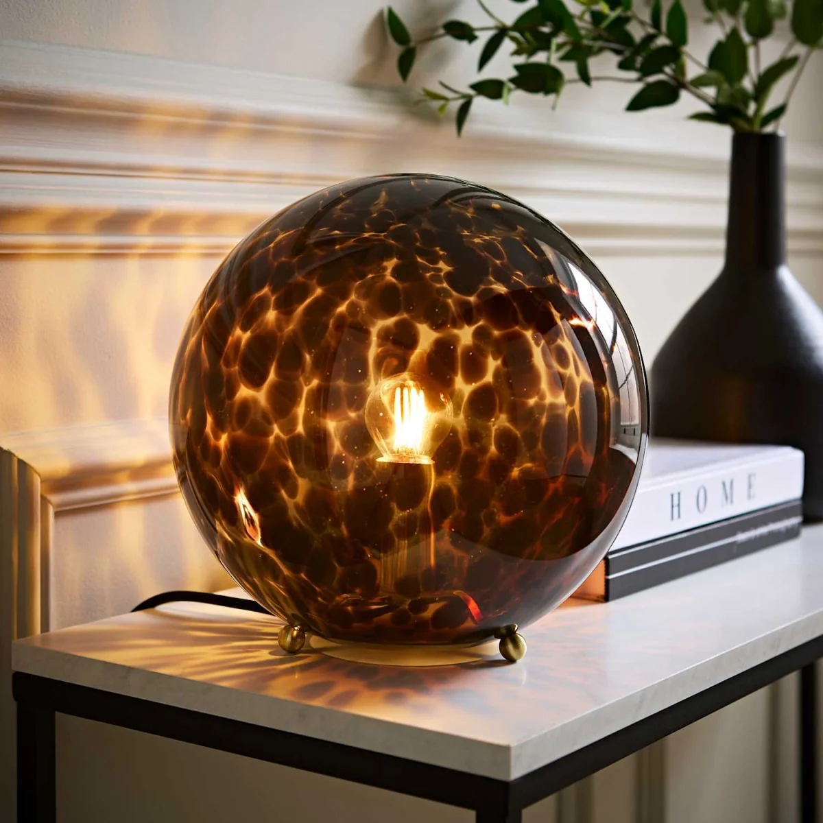 Chiara Leopard Glass Globe Table Lamp - Leopard – image 2