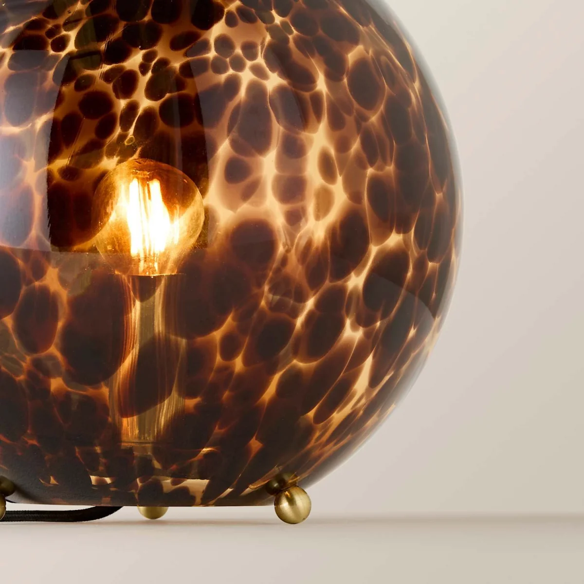 Chiara Leopard Glass Globe Table Lamp - Leopard – image 5