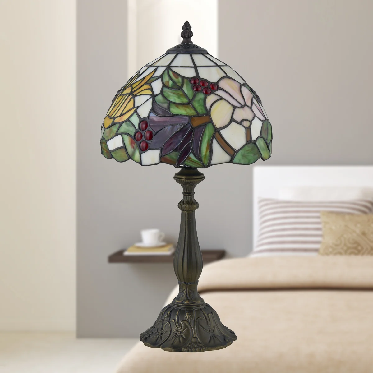 Burton Table Lamp With Shade - Antique Brass And Tiffany Decorated Glass – image 5