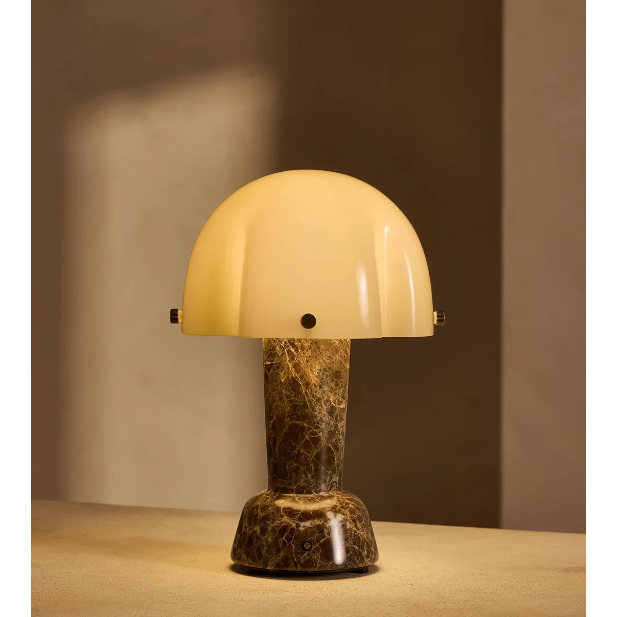 Rio Portable Lamp, Dark Emperador – image 3