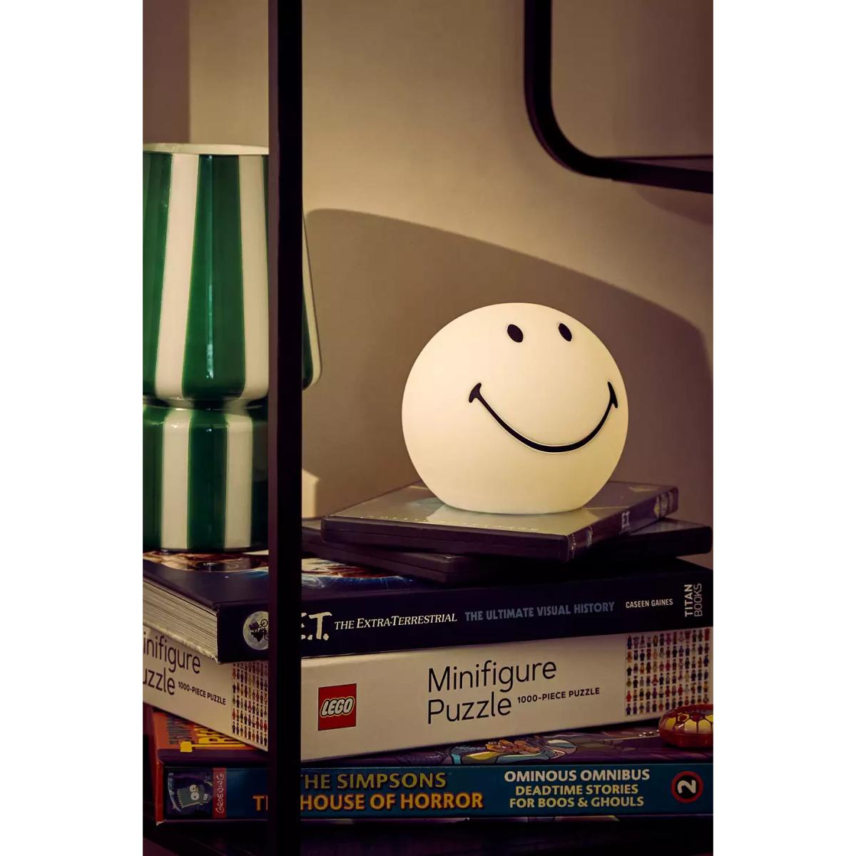 Mr Maria X Smiley Black & White Bundle Of Light - Black/White 12cm x H: 11cm at Urban Outfitters – image 3