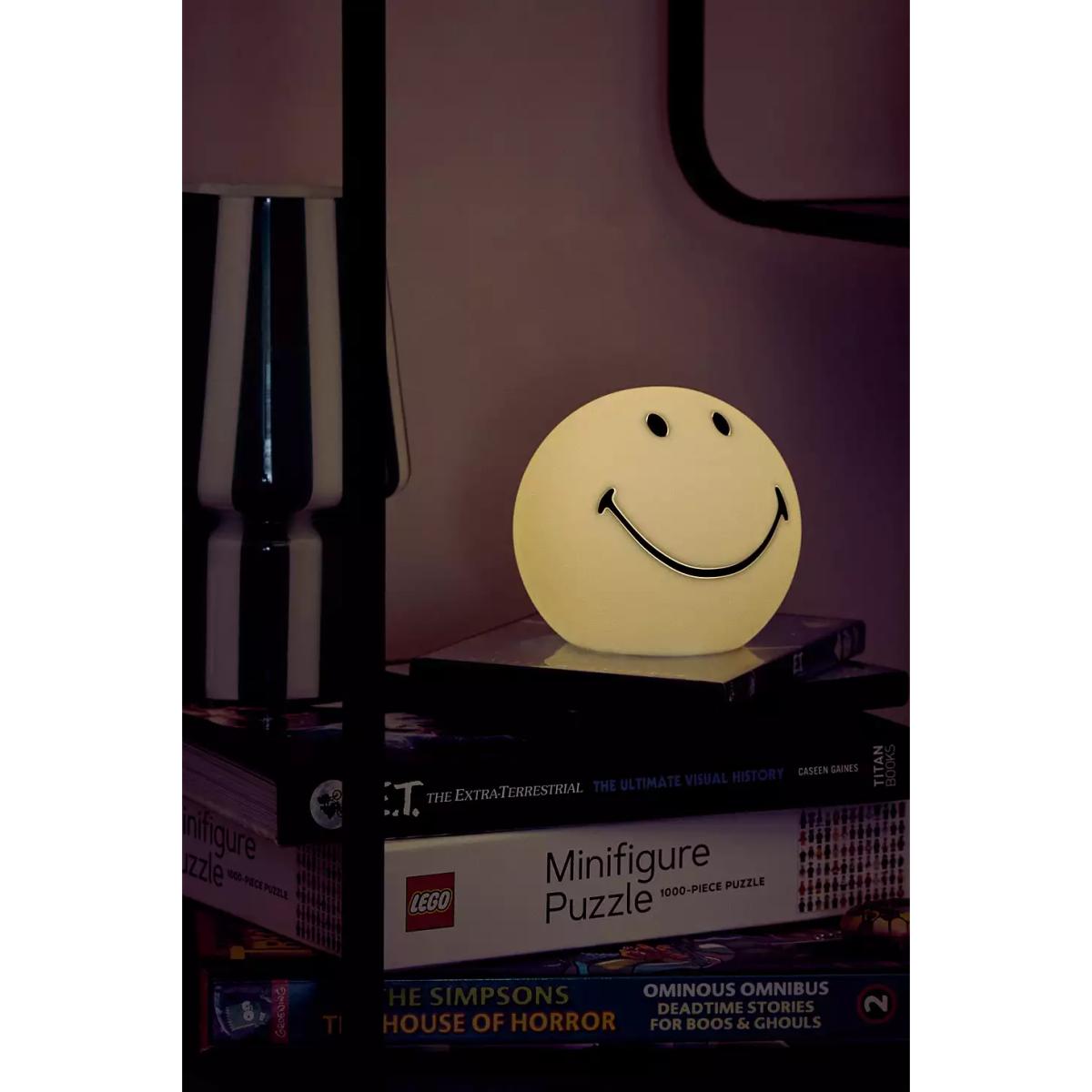 Mr Maria X Smiley Black & White Bundle Of Light - Black/White 12cm x H: 11cm at Urban Outfitters – image 4