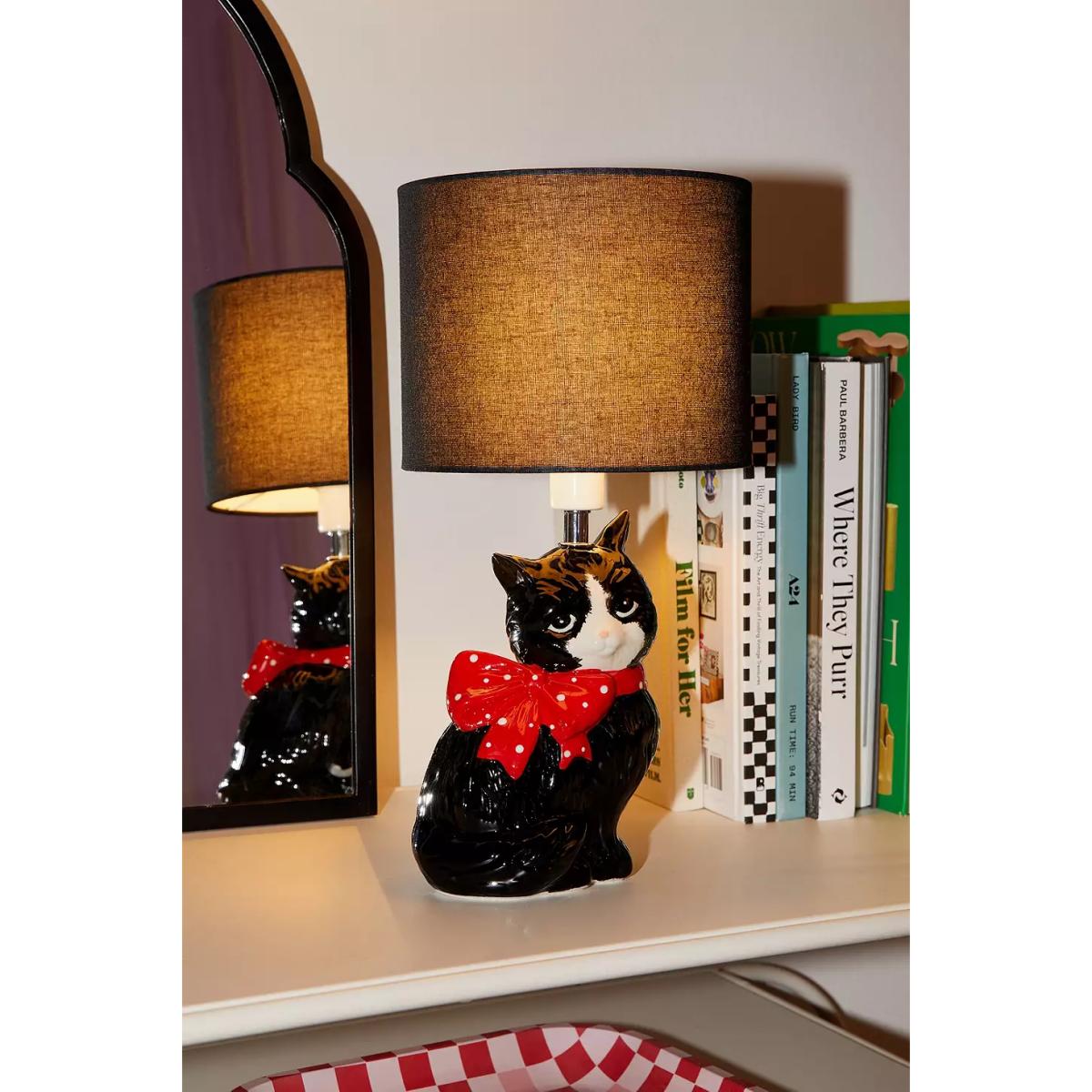 Adelaide Kitsch Cat Table Lamp - Black L: 19cm x W: 17.8cm x H: 37.8cm at Urban Outfitters – image 2