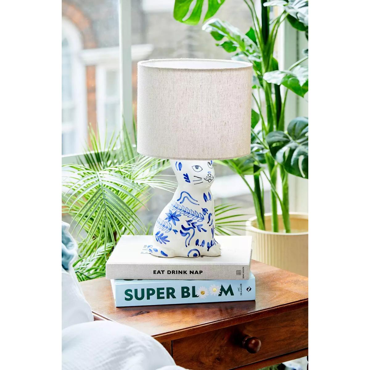 Delft Cat Table Lamp - White ALL at Urban Outfitters – image 3