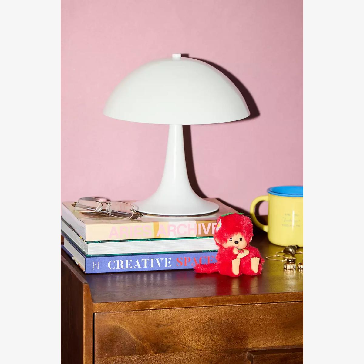 Kane Table Lamp - White ALL at Urban Outfitters – image 1