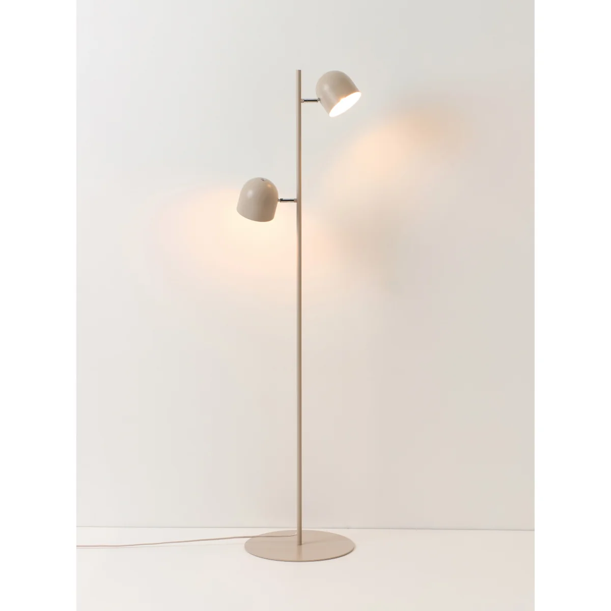 Metal Floor Lamp Almo – image 2