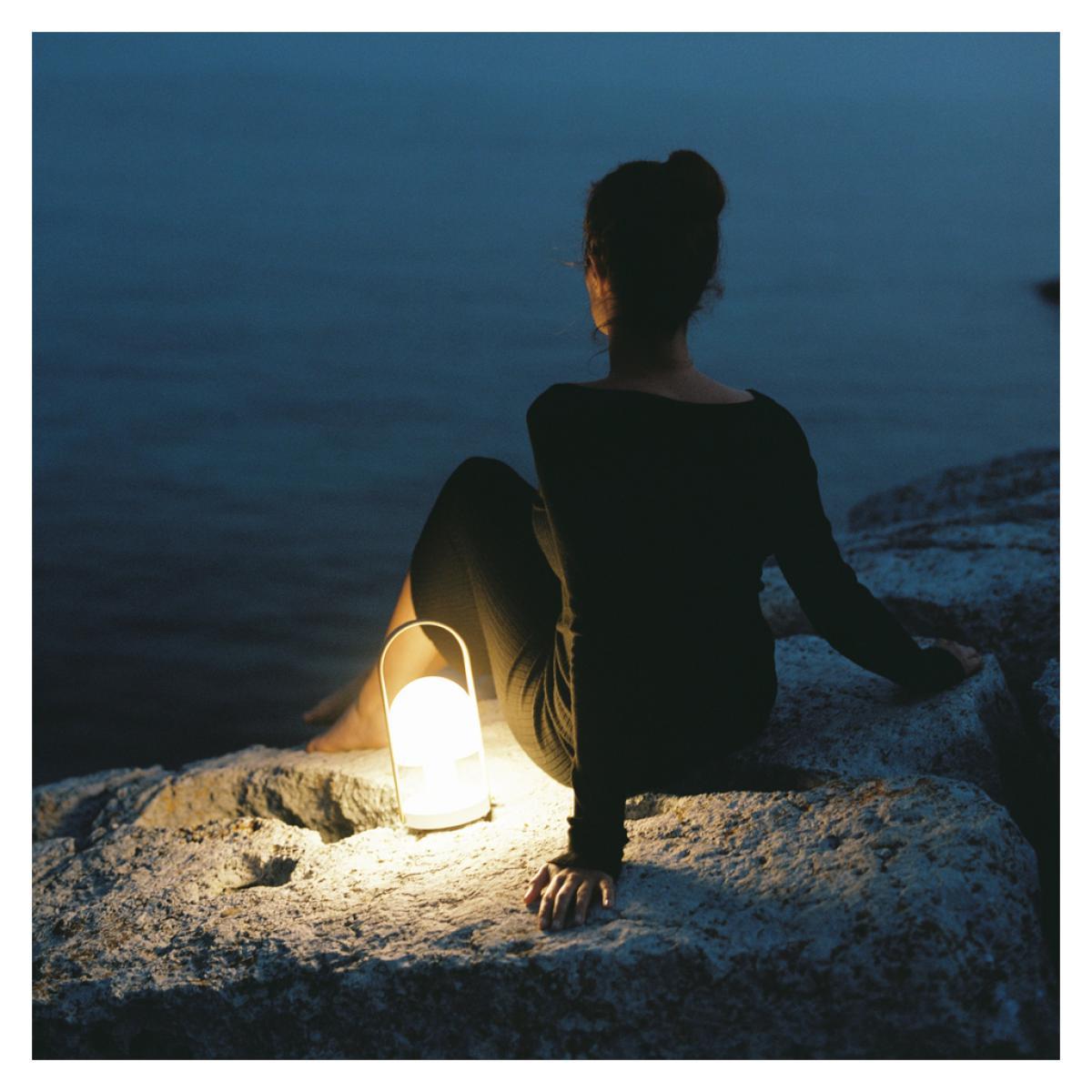 FollowMe Portable Lamp – image 9