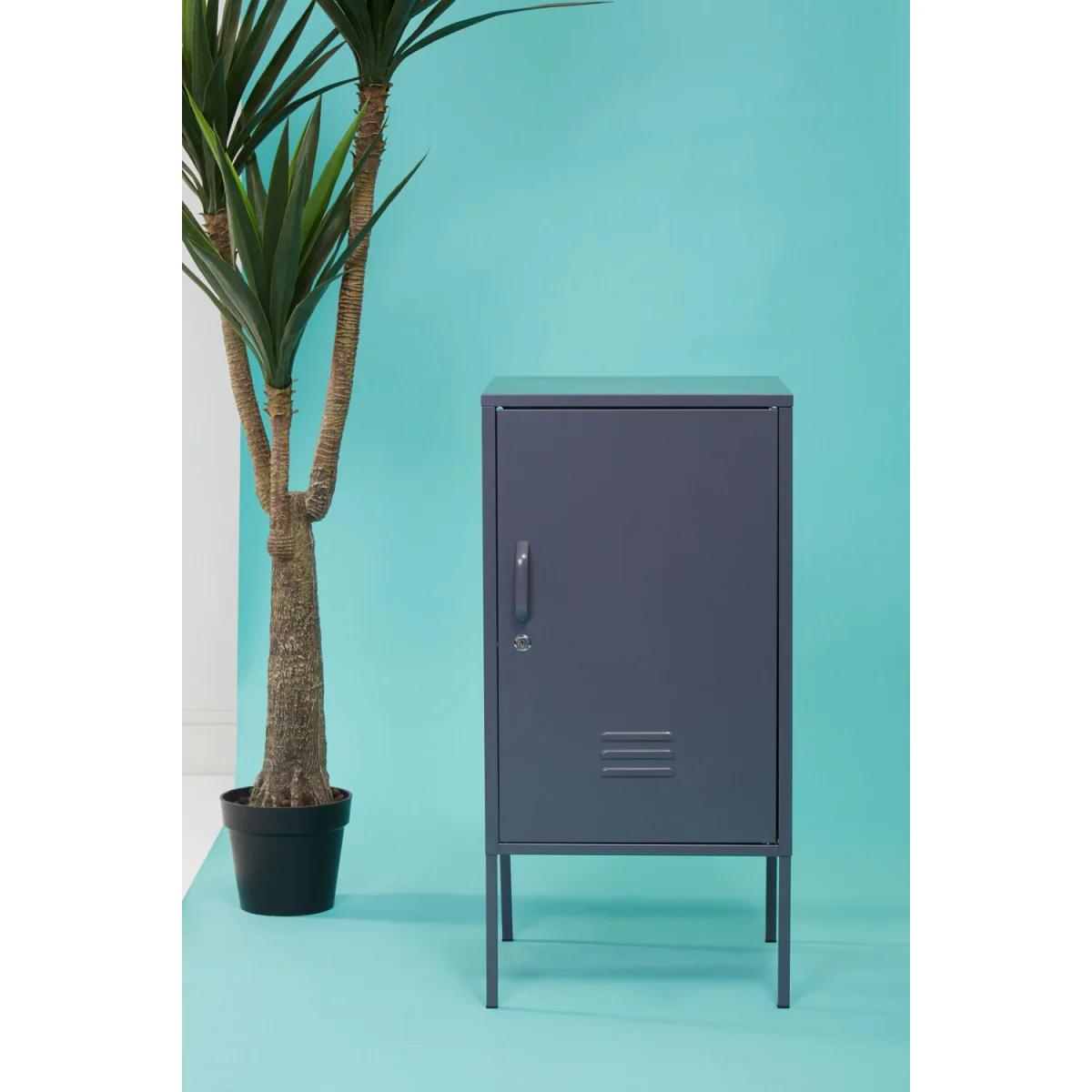 Academy Grey One Door Locker Cabinet – image 3
