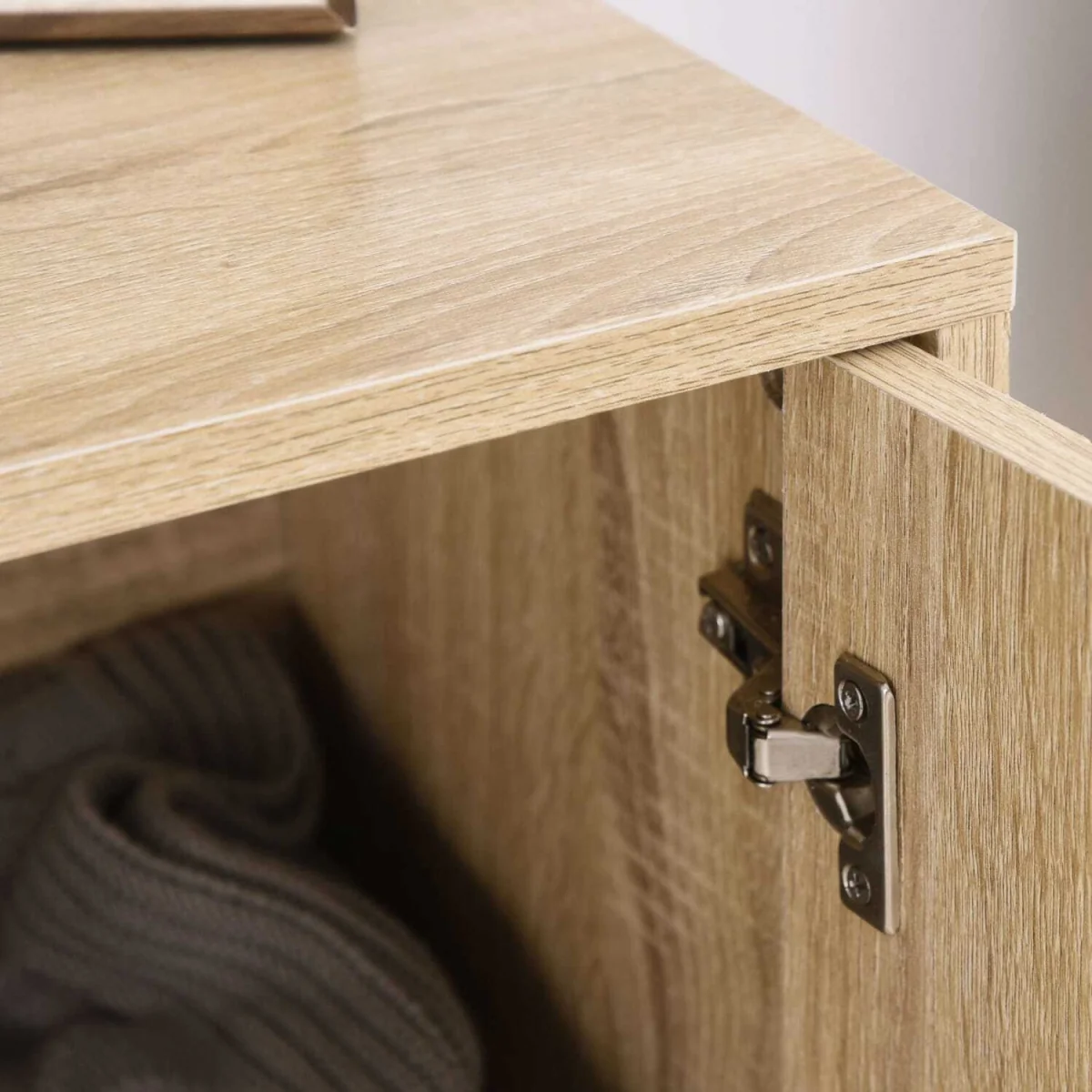 Mizi Liri Natural Oak 2-Door Storage Cabinet with Chevron Pattern – image 8