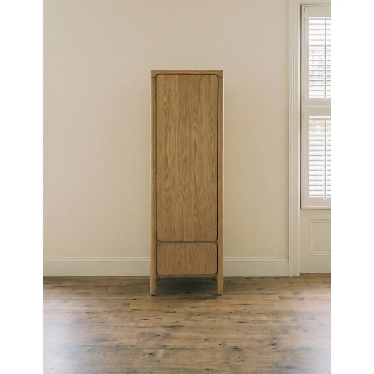 Toffee Cabinet with one door Natural – image 2