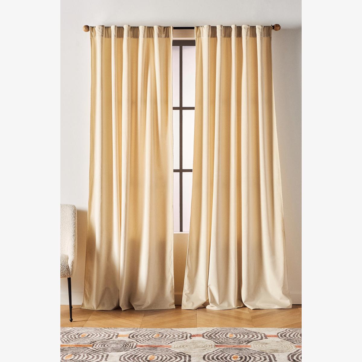 Velvet Louise Curtain – image 1
