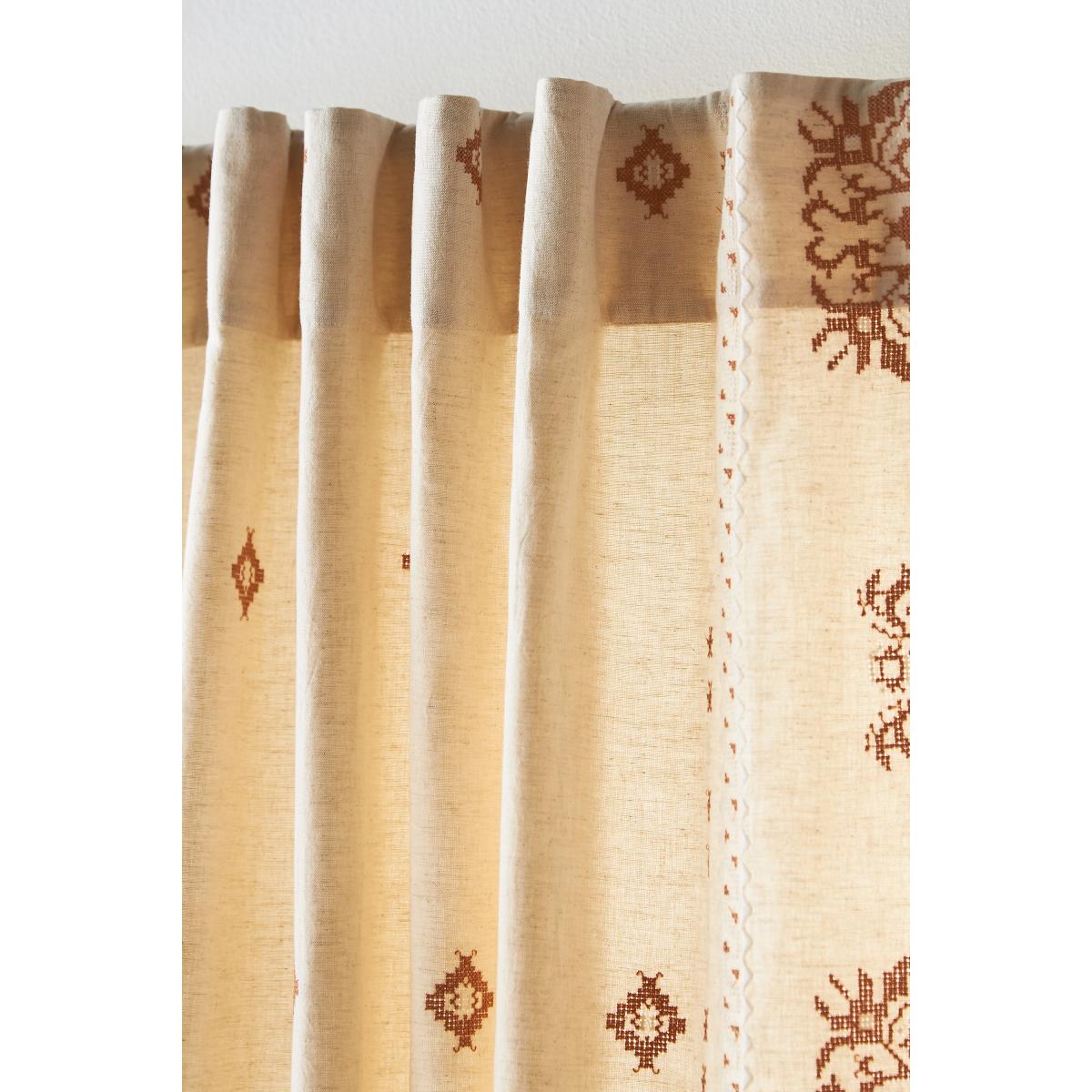 Vlada Curtain – image 3