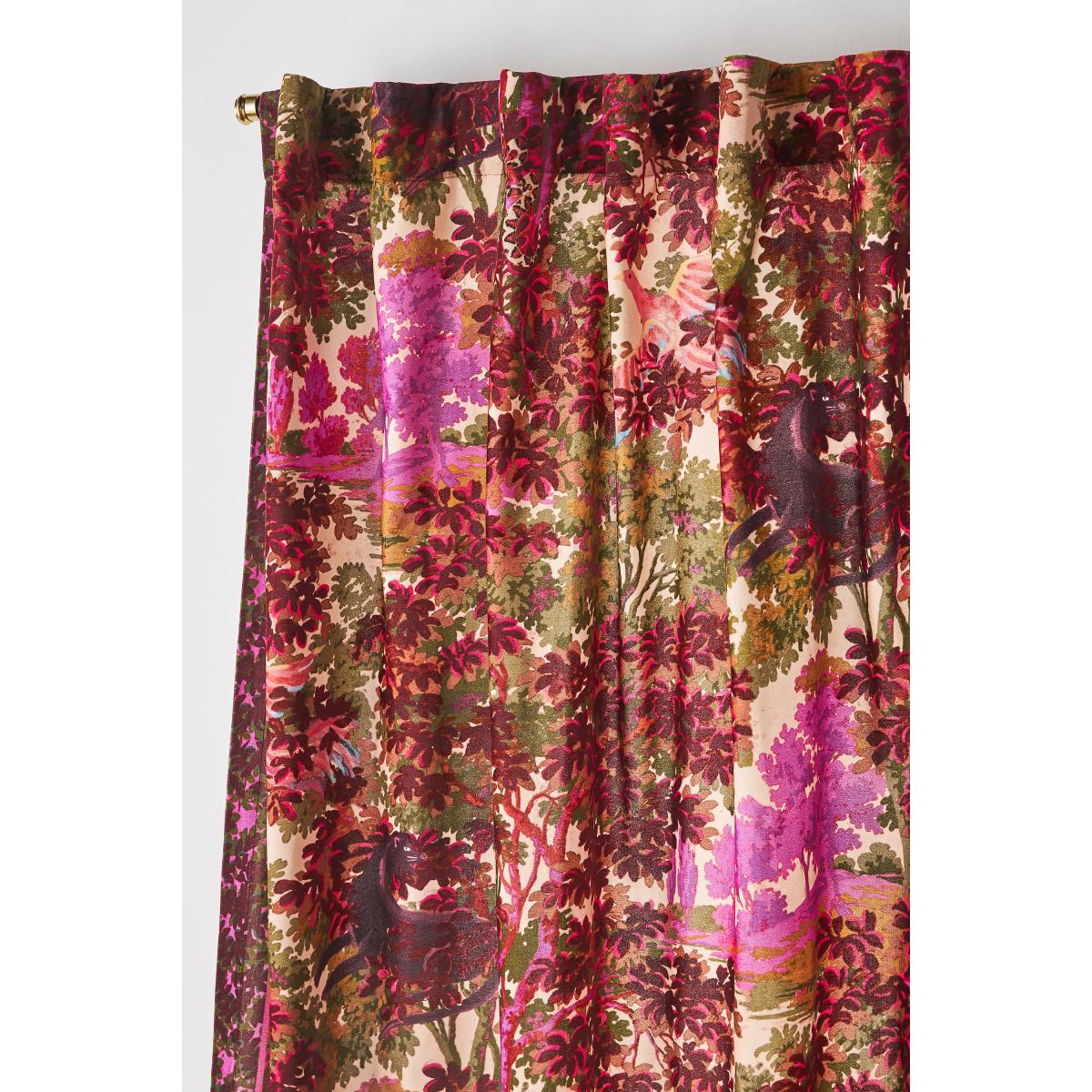 Vienne Velvet Curtain – image 2