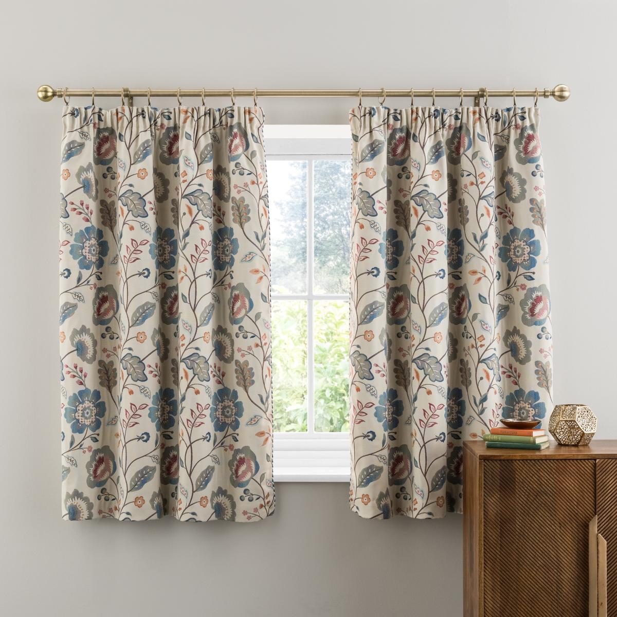 Lampasso Pencil Pleat Curtains – image 5