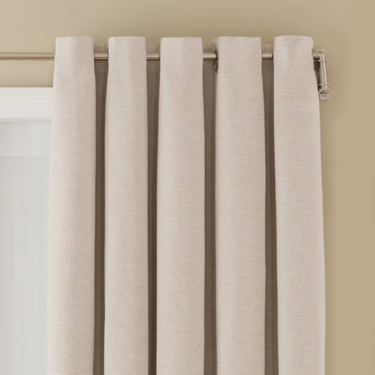 Elmore Blackout Eyelet Door Curtain – image 3