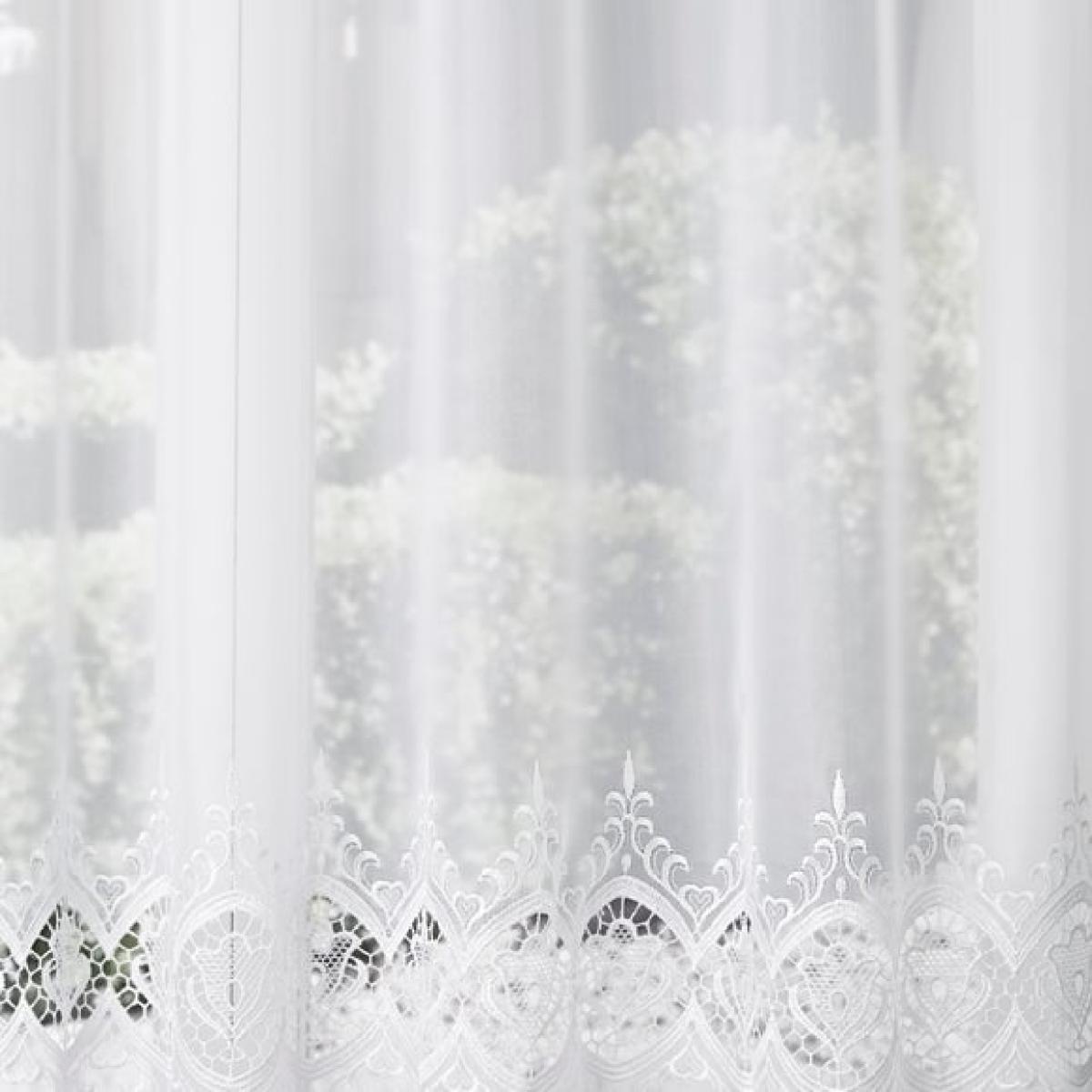 Balmoral Made to Measure Voile Curtains – image 3